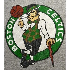 Boston Celtic's Men's Size Large Gray T-Shirt Classis Leprechaun Logo
